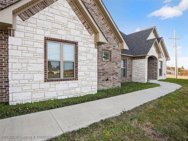 1104 Maple Lane, Stigler, OK 74462