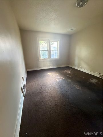 630 15th Street, Niagara Falls, NY 14301