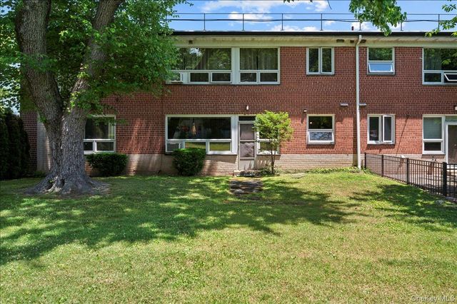 12 Channing Place 1R, Eastchester, NY 10709