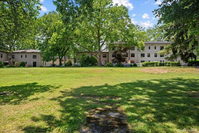 12 Channing Place 1R, Eastchester, NY 10709