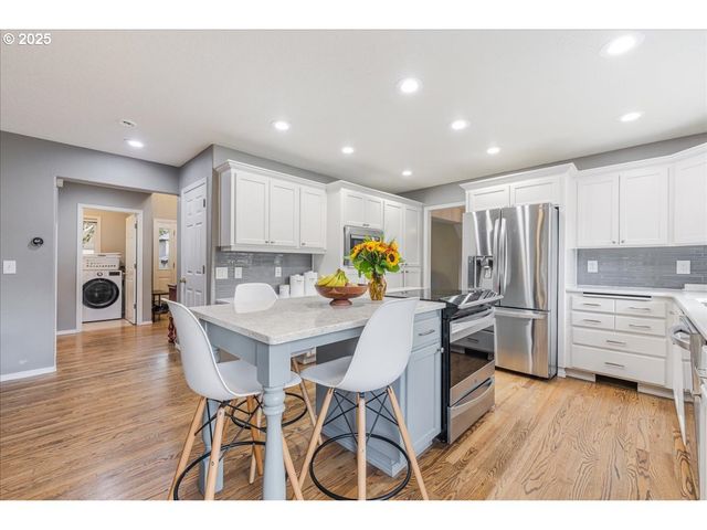 18058 Sw FITCH Dr, Sherwood, OR 97140