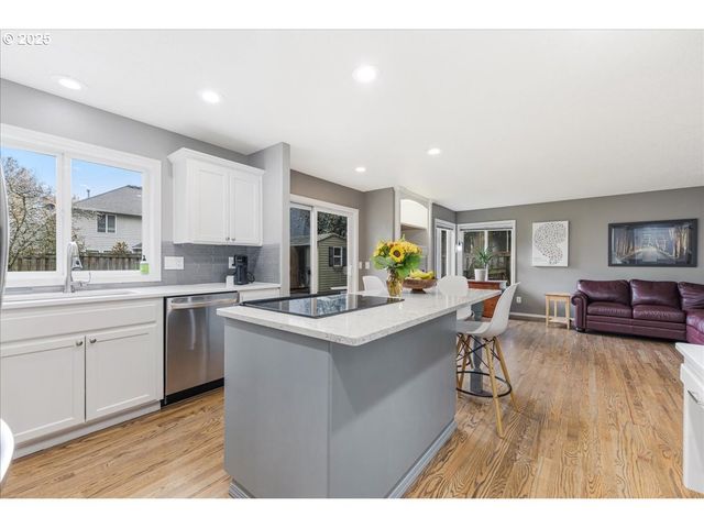 18058 Sw FITCH Dr, Sherwood, OR 97140