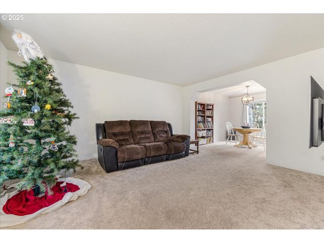 18058 Sw FITCH Dr, Sherwood, OR 97140