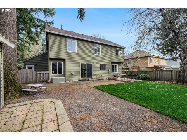 18058 Sw FITCH Dr, Sherwood, OR 97140