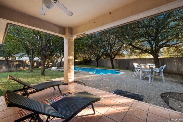 702 Bluff Breeze, San Antonio, TX 78216