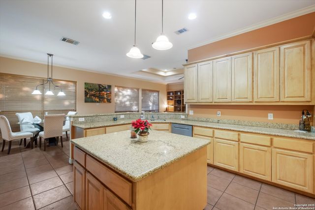 702 Bluff Breeze, San Antonio, TX 78216