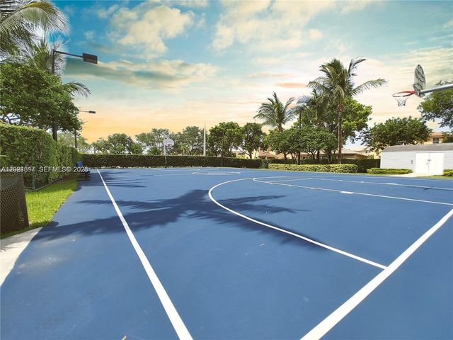 11530 NW 82nd Terrace, Doral, FL 33178