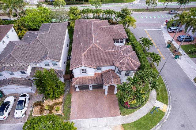 11530 NW 82nd Terrace, Doral, FL 33178