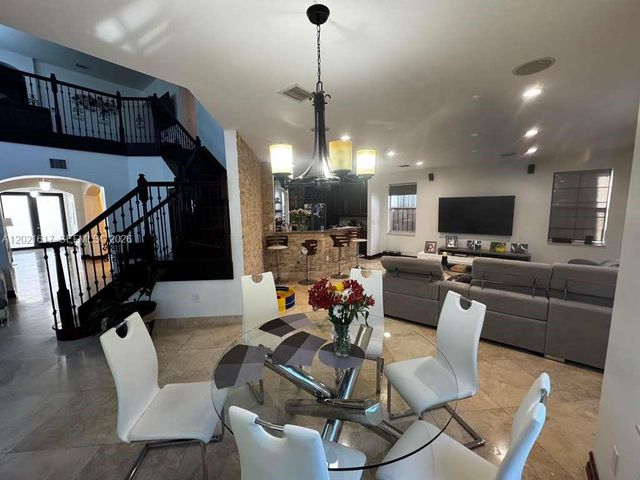 11530 NW 82nd Terrace, Doral, FL 33178