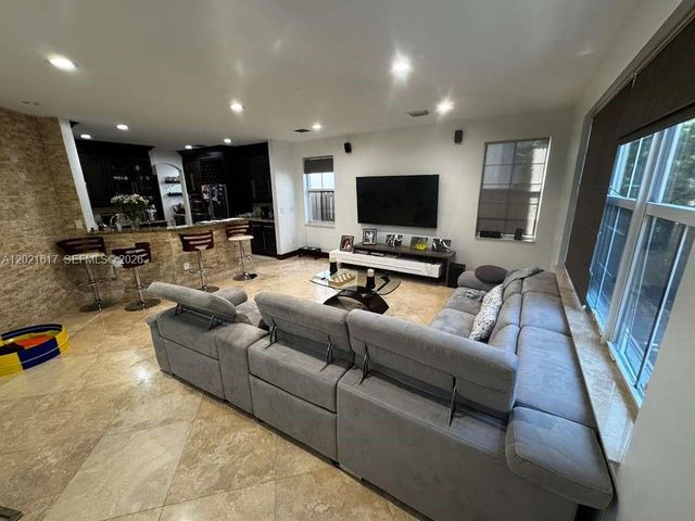 11530 NW 82nd Terrace, Doral, FL 33178