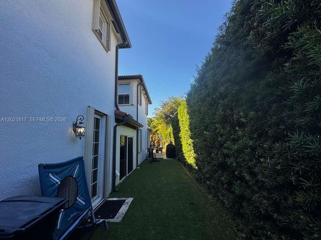 11530 NW 82nd Terrace, Doral, FL 33178