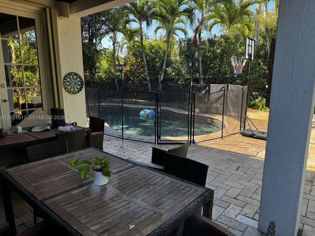 11530 NW 82nd Terrace, Doral, FL 33178
