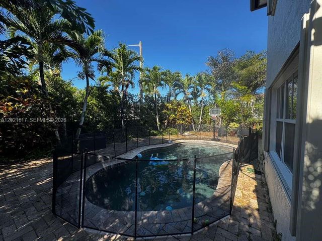 11530 NW 82nd Terrace, Doral, FL 33178