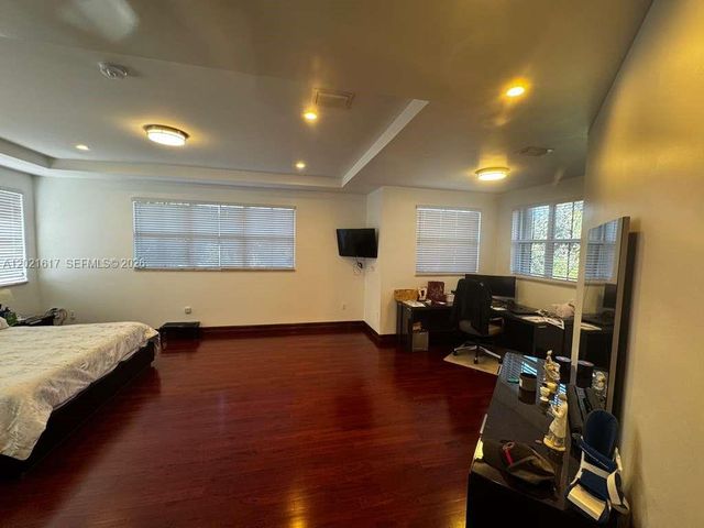 11530 NW 82nd Terrace, Doral, FL 33178