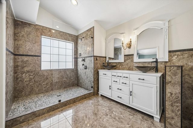 9806 Gold Cup Way, Houston, TX 77065