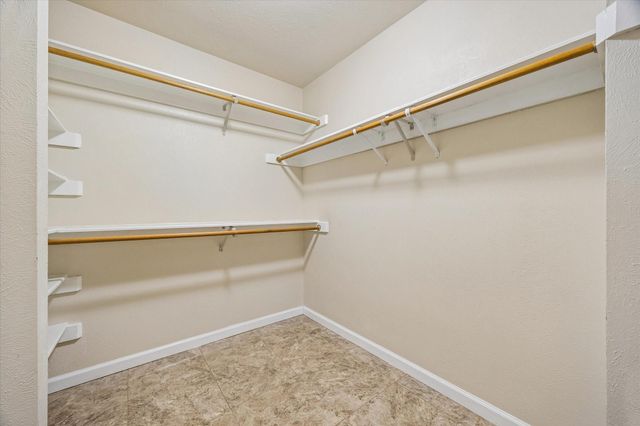 9806 Gold Cup Way, Houston, TX 77065
