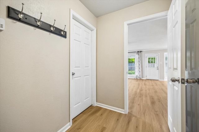 9806 Gold Cup Way, Houston, TX 77065