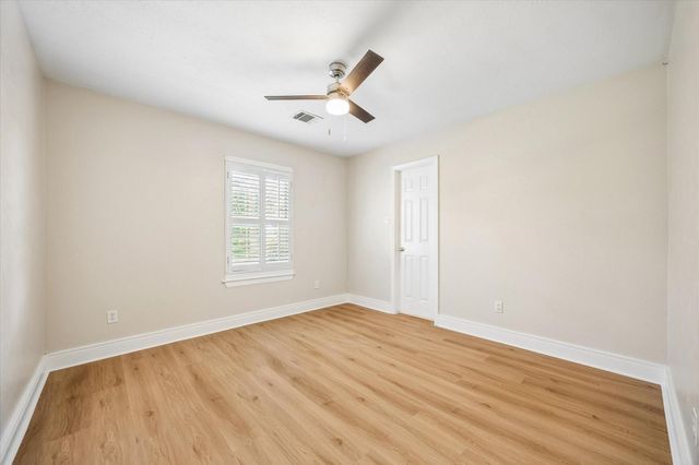 9806 Gold Cup Way, Houston, TX 77065