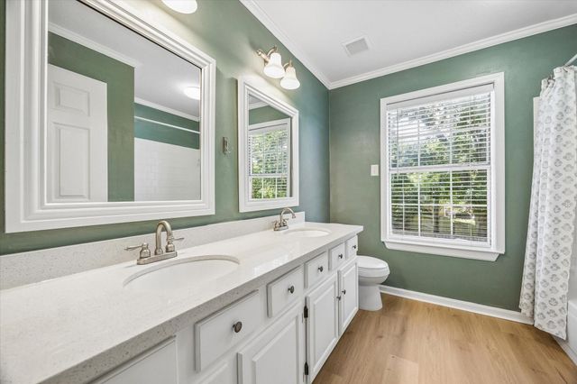 9806 Gold Cup Way, Houston, TX 77065