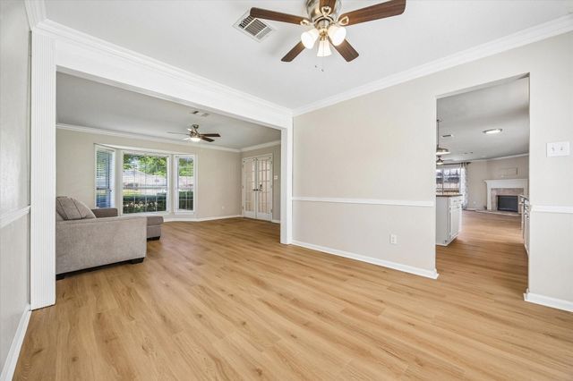 9806 Gold Cup Way, Houston, TX 77065