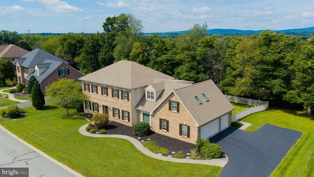 1140 SARAZEN WAY, York, PA 17404