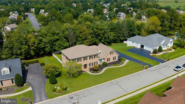 1140 SARAZEN WAY, York, PA 17404