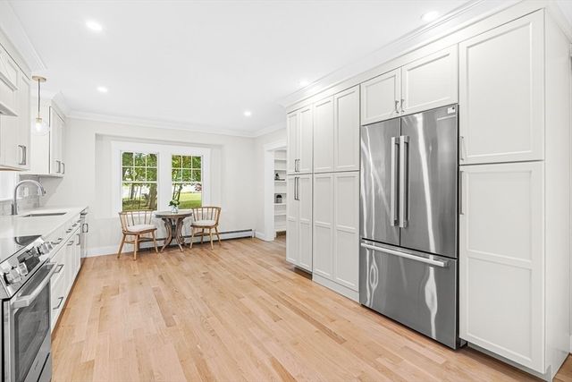 9 Brookside Place, Winchester, MA 01890