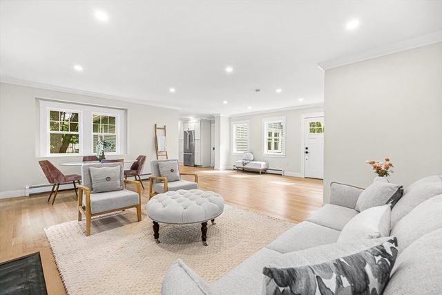 9 Brookside Place, Winchester, MA 01890