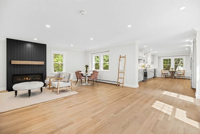 9 Brookside Place, Winchester, MA 01890