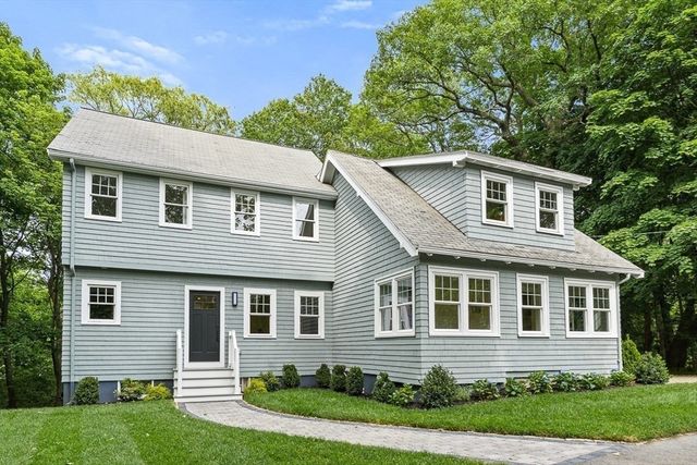 9 Brookside Place, Winchester, MA 01890