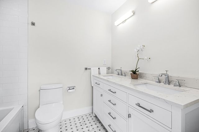 9 Brookside Place, Winchester, MA 01890