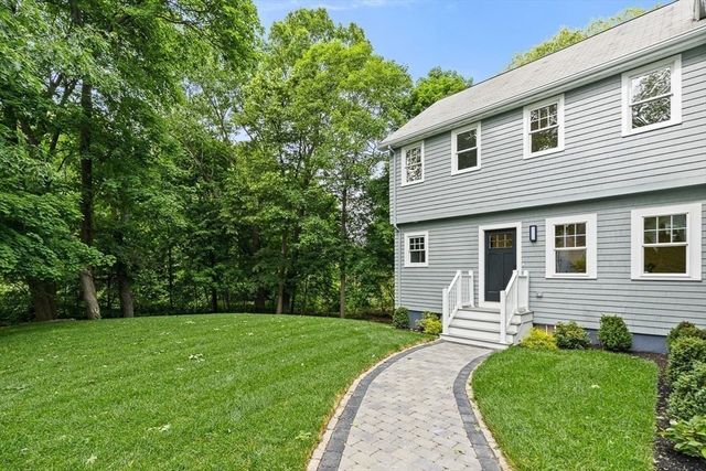 9 Brookside Place, Winchester, MA 01890