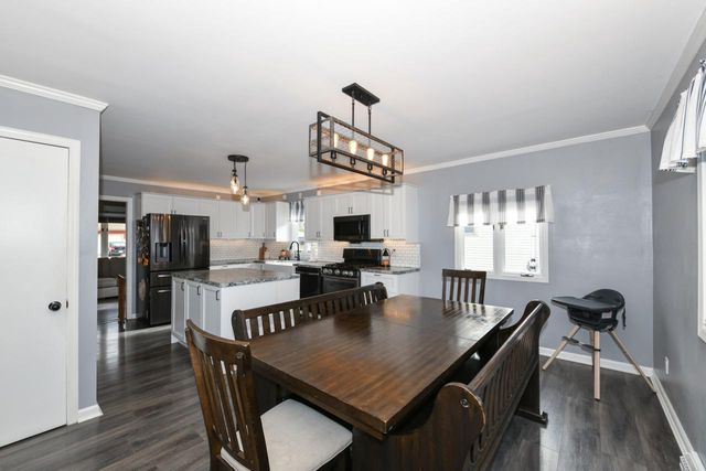 2957 S 103rd STREET, West Allis, WI 53227