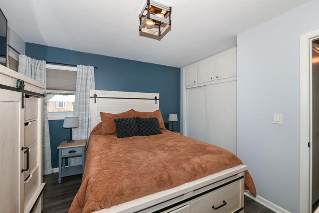 2957 S 103rd STREET, West Allis, WI 53227