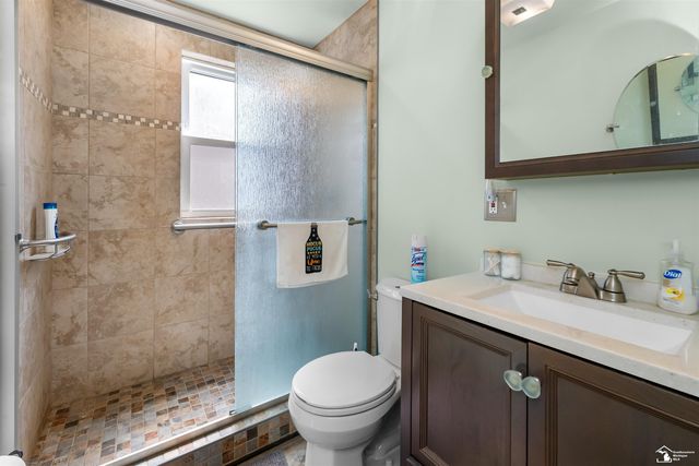 15112 Oldham Street, Taylor, MI 48180
