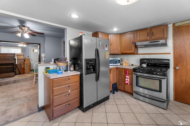 15112 Oldham Street, Taylor, MI 48180