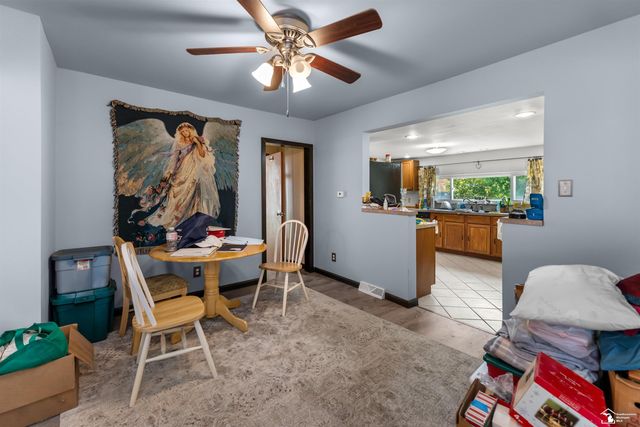 15112 Oldham Street, Taylor, MI 48180