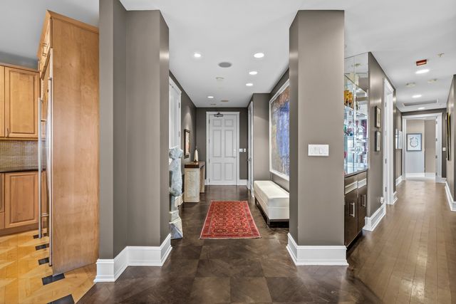 3535 Patten Road 4C, Highland Park, IL 60035