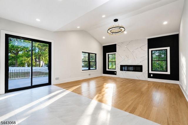 1684 Frank St, Edison Twp., NJ 08820
