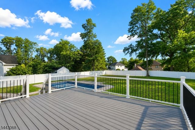 1684 Frank St, Edison Twp., NJ 08820