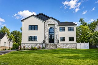 1684 Frank St, Edison Twp., NJ 08820