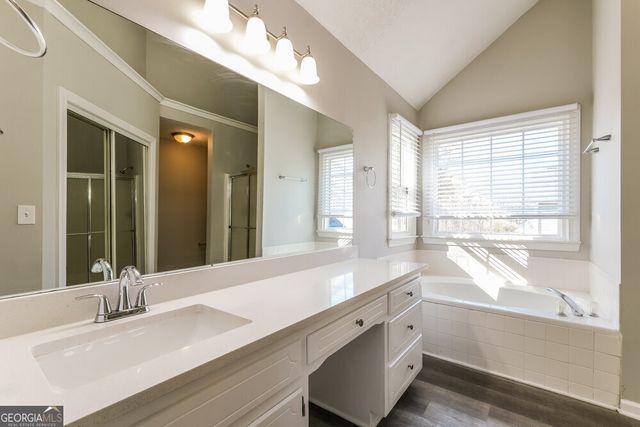 1070 Hunters Creek Court, Lawrenceville, GA 30043