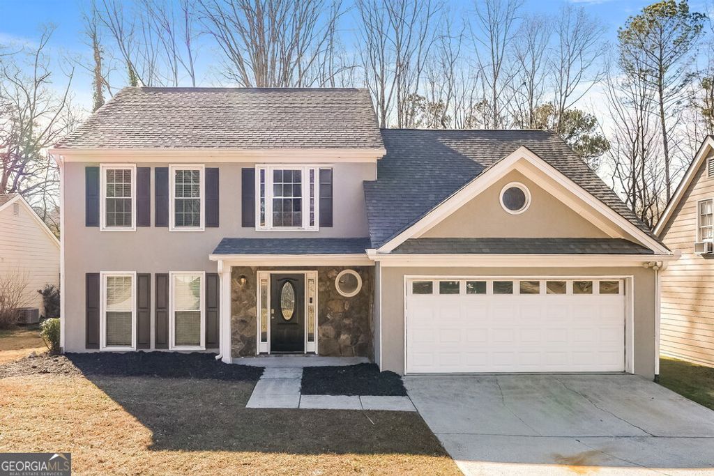 1070 Hunters Creek Court, Lawrenceville, GA 30043