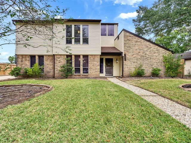 15703 Crestbrook Drive, Houston, TX 77059
