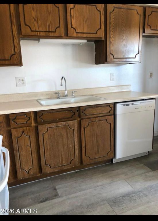 Image 11 of property listing at 5816 E ALBANY Street 1-4, Mesa, AZ 85205