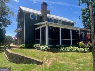 135 Horseshoe Trail, Commerce, GA 30529