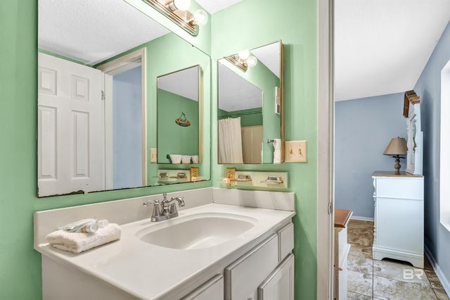 407 W Beach Boulevard 570, Gulf Shores, AL 36542