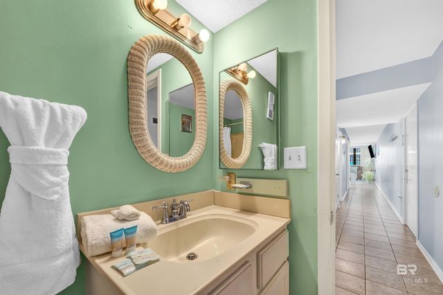 407 W Beach Boulevard 570, Gulf Shores, AL 36542