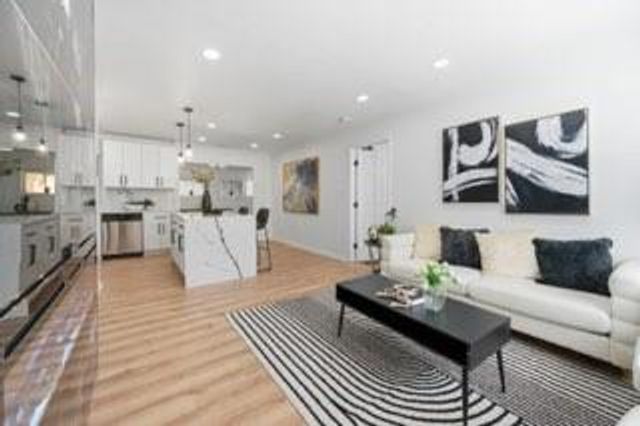 2541 Santa Barbara Drive NW, Atlanta, GA 30318