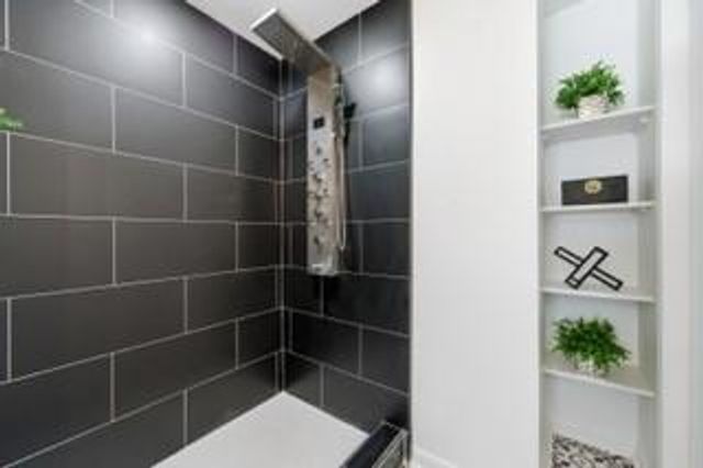 2541 Santa Barbara Drive NW, Atlanta, GA 30318